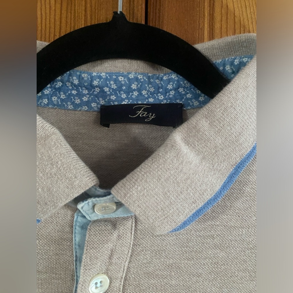 Fay polo golf shirt beige blue trim excellent condition size 54 R. 150 - Picture 3 of 7
